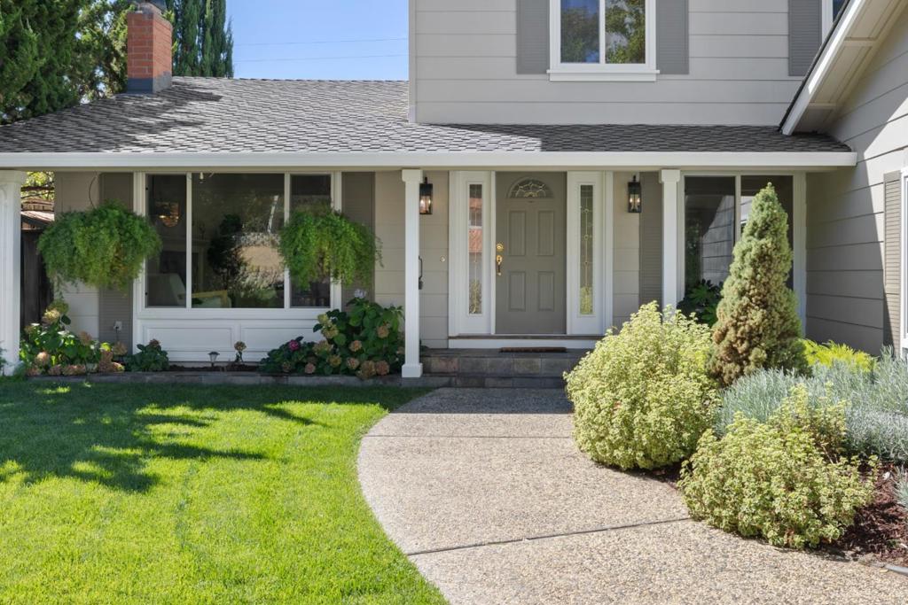 1238 Woodview Terrace
