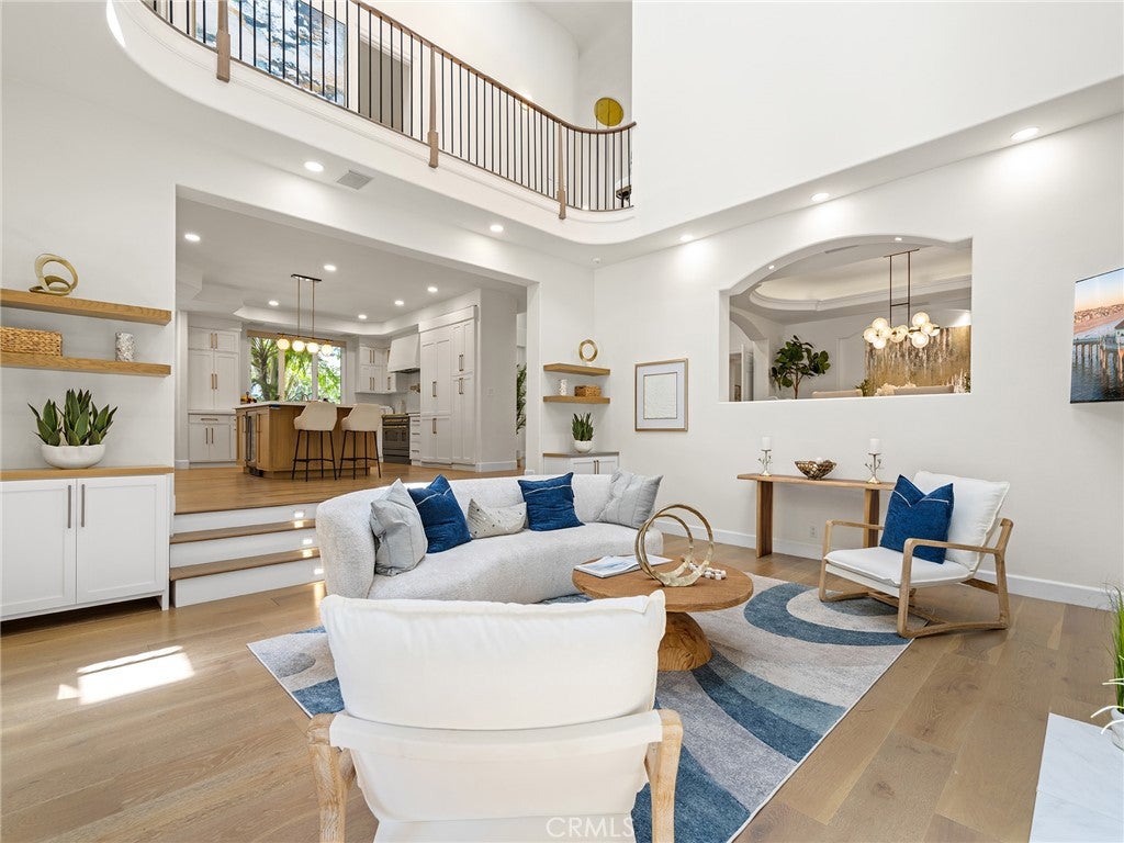 2300 John Street, Manhattan Beach CA 90266