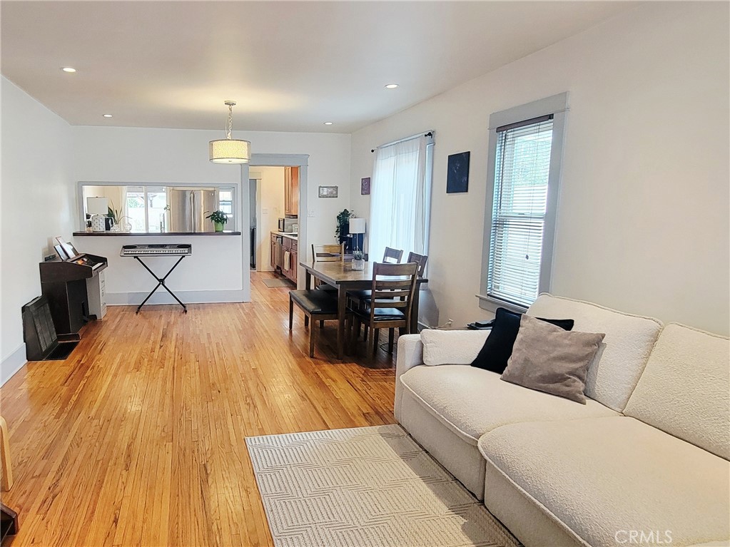 Wrigley Area (WR) - Residential