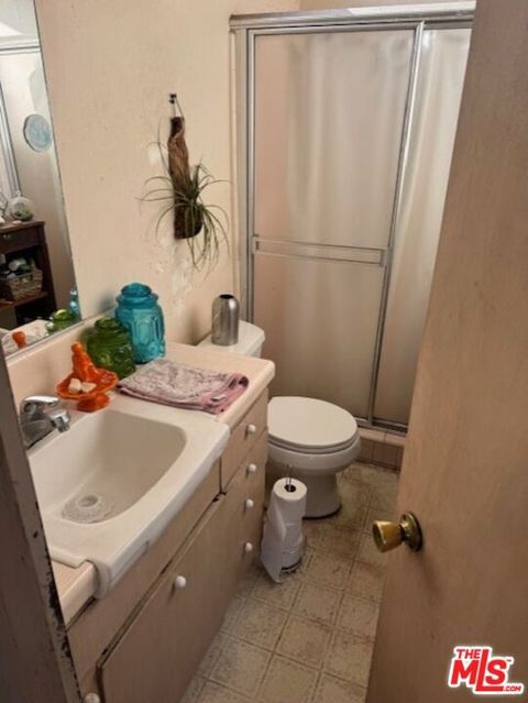 Tiny photo for 1411 Sunset Avenue, Santa Monica, CA 90405 (MLS # 25612133)