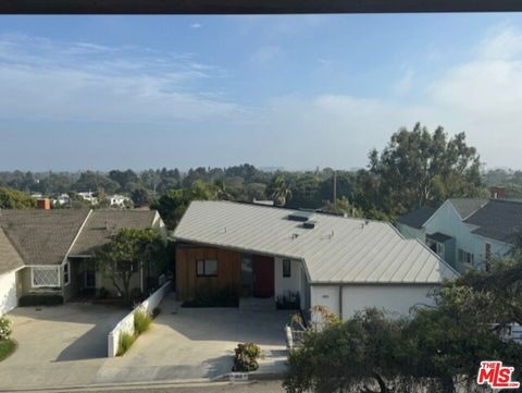 Tiny photo for 1411 Sunset Avenue, Santa Monica, CA 90405 (MLS # 25612133)