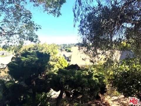 Tiny photo for 1411 Sunset Avenue, Santa Monica, CA 90405 (MLS # 25612133)