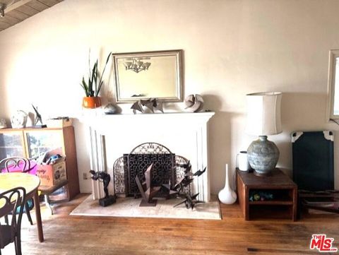 Tiny photo for 1411 Sunset Avenue, Santa Monica, CA 90405 (MLS # 25612133)