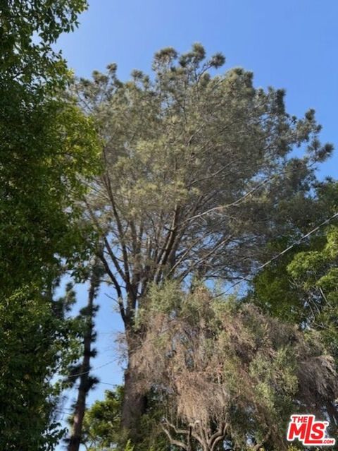 Tiny photo for 1411 Sunset Avenue, Santa Monica, CA 90405 (MLS # 25612133)