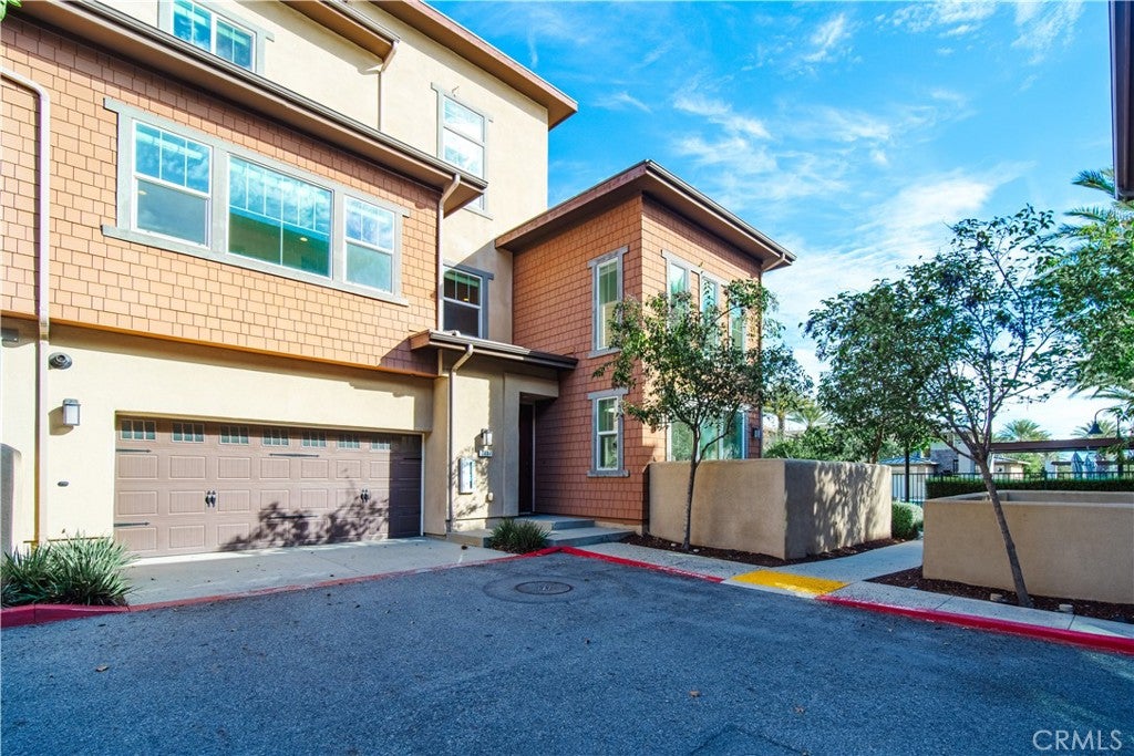 7437 Solstice Pl Pl