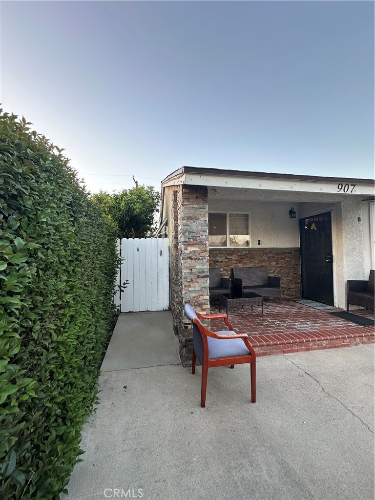 907 E Ghent Street