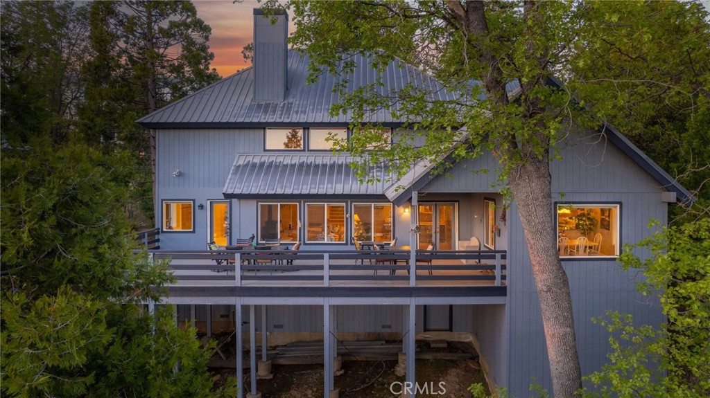 39649 Crest Point Lane