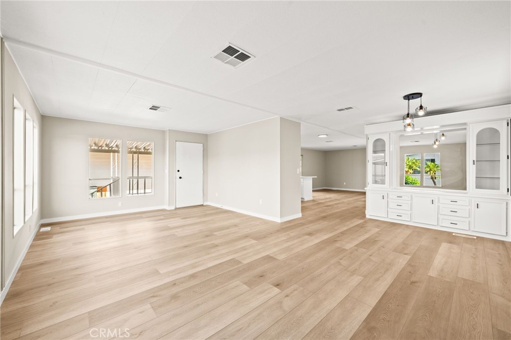 650 Rancho Santa Fe S 351