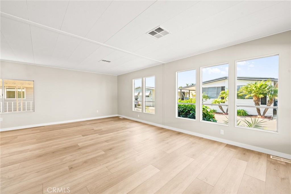 650 Rancho Santa Fe S 351