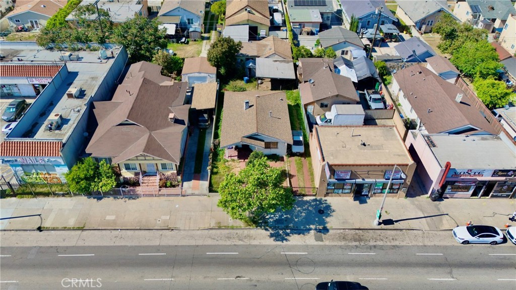 1331 W Manchester Avenue