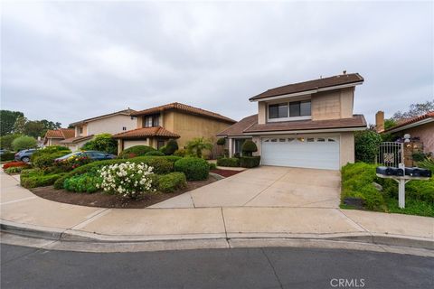 Photo of 27 Lucero E, Irvine, CA 92620 (MLS # OC26100813)
