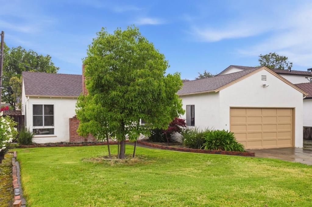 Photo of 1253 Santa Paula Avenue, San Jose, CA 95110 (MLS # ML82036963)