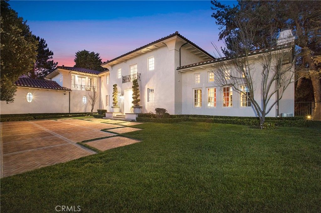 Photo of 2 O Hill Ridge Rdg, Laguna Niguel, CA 92677 (MLS # OC25200455)