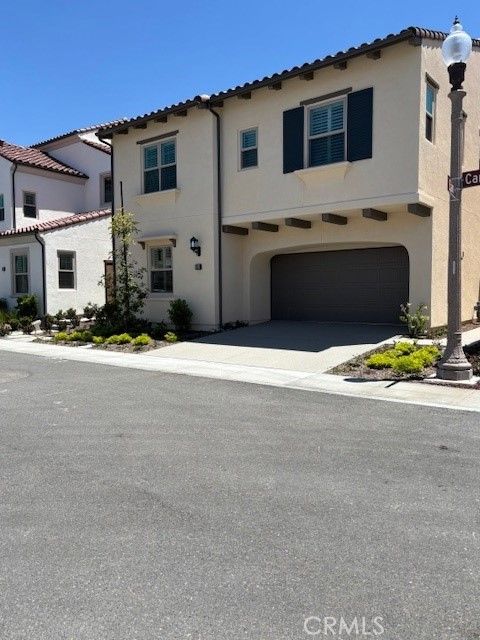 250 Canterbury Irvine CA 92618