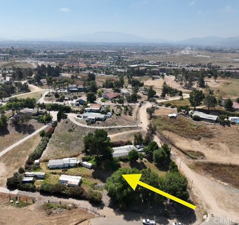 25180 Catalina Street Murrieta CA 92562