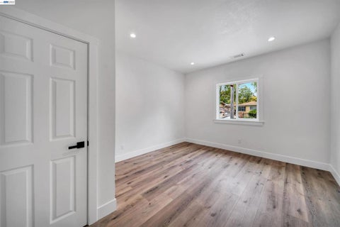 Tiny photo for 3035 Logan St St, Oakland, CA 94601 (MLS # 41151553)