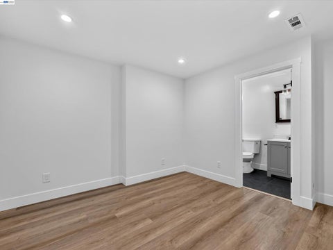 Tiny photo for 3035 Logan St St, Oakland, CA 94601 (MLS # 41151553)