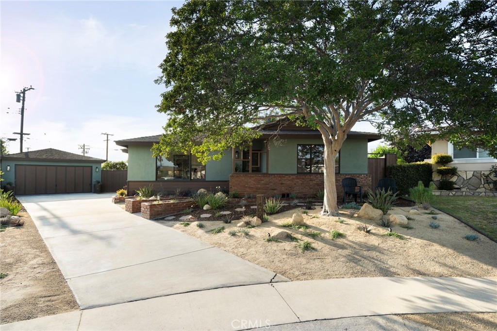 1409 N Midsite Avenue