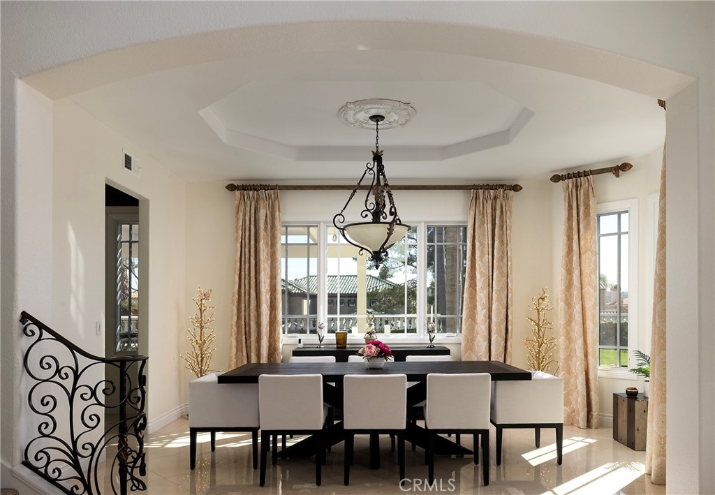 14 San Rafael Place