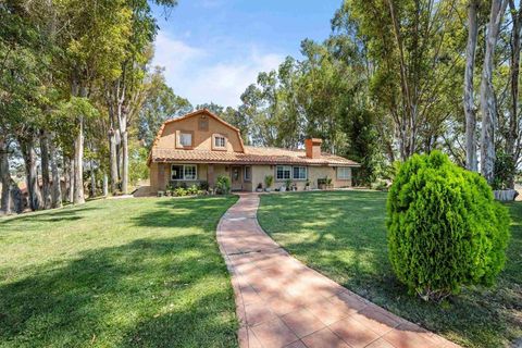 25450 Hayes Ave Murrieta CA 92562