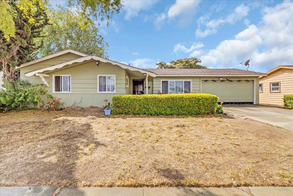 Welcome to this charming 3-bedroom home located in the vibrant city of Salinas. With 1,115 sq ft of living space, this residence offers a welcoming and functional layout designed for comfortable living. Situated on a lot of approximately 6,098 square feet, this property offers outdoor potential for relaxation or entertainment. Experience the blend of comfort and community in this well-appointed Salinas home.