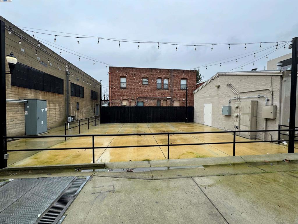 DOWNTOWN - Residential