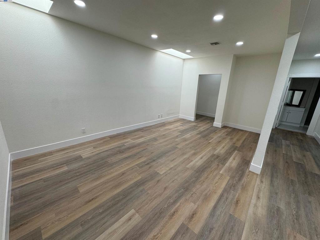 DOWNTOWN - Residential