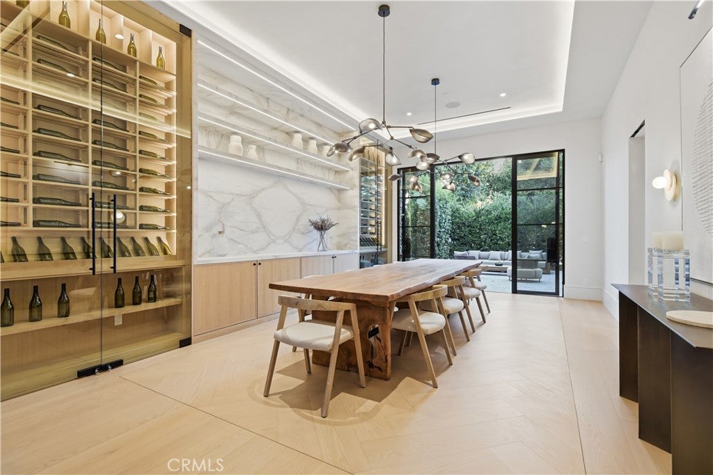 All new World class trophy estate with a premier location in the ultra – image 22