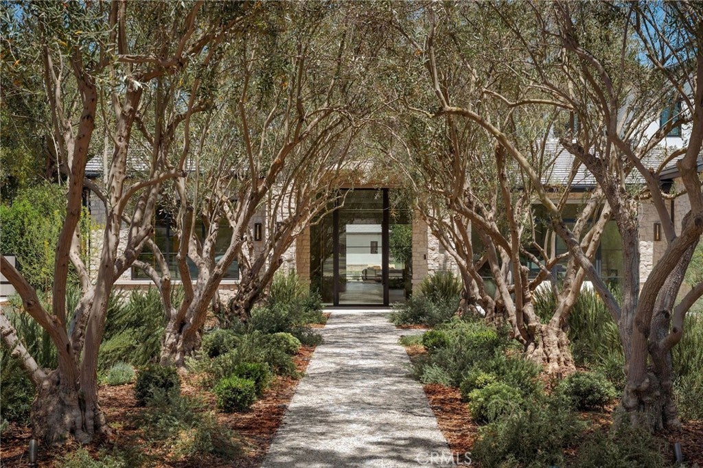 23661 Long Valley Road