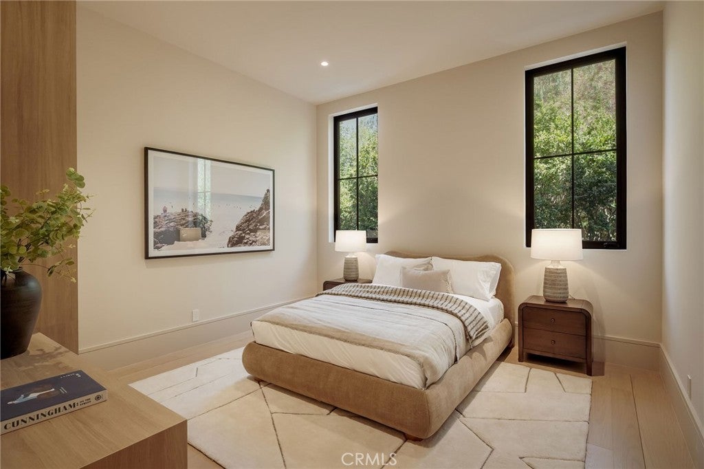 All new World class trophy estate with a premier location in the ultra – image 41