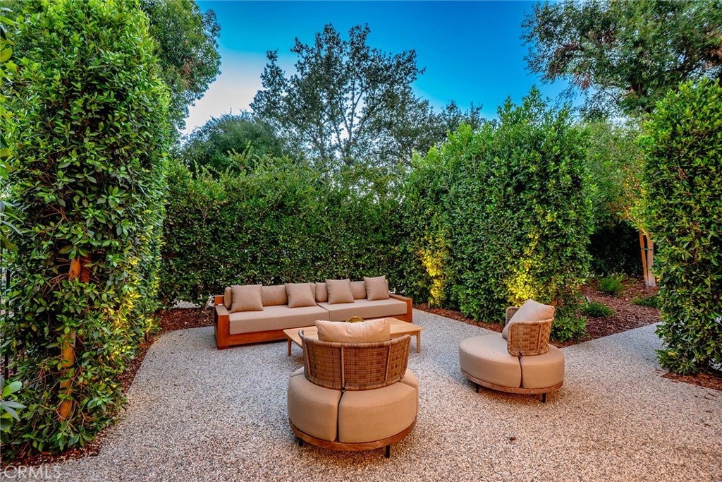 All new World class trophy estate with a premier location in the ultra – image 57