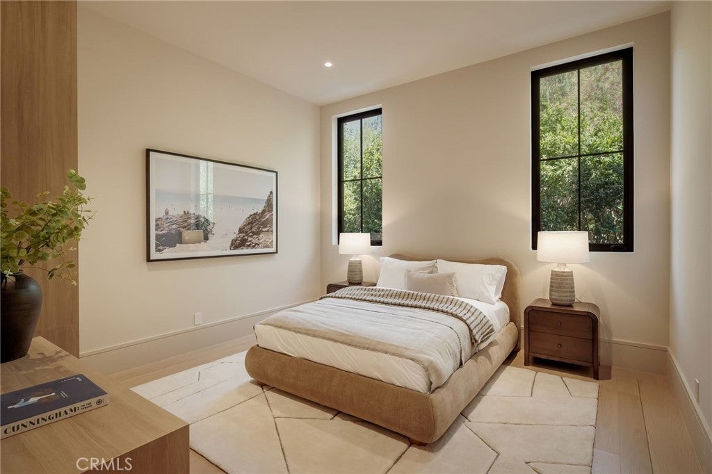 All new World class trophy estate with a premier location in the ultra – image 40