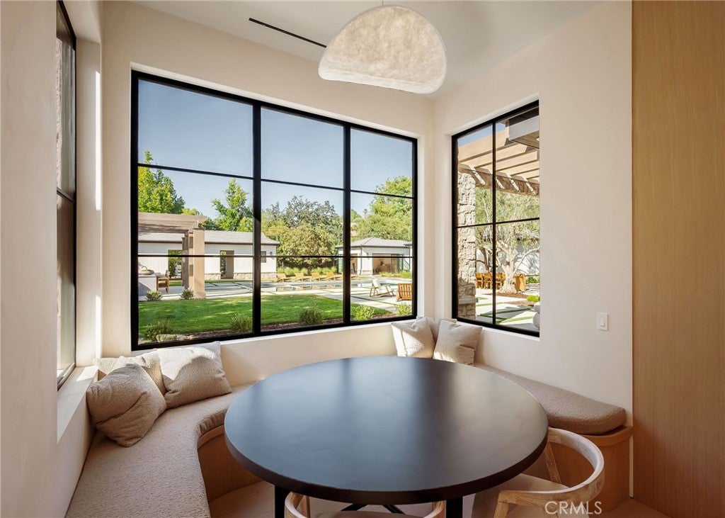 All new World class trophy estate with a premier location in the ultra – image 52