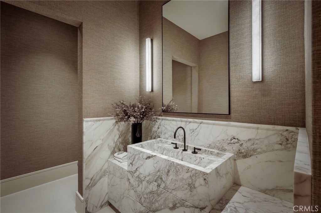 All new World class trophy estate with a premier location in the ultra – image 66