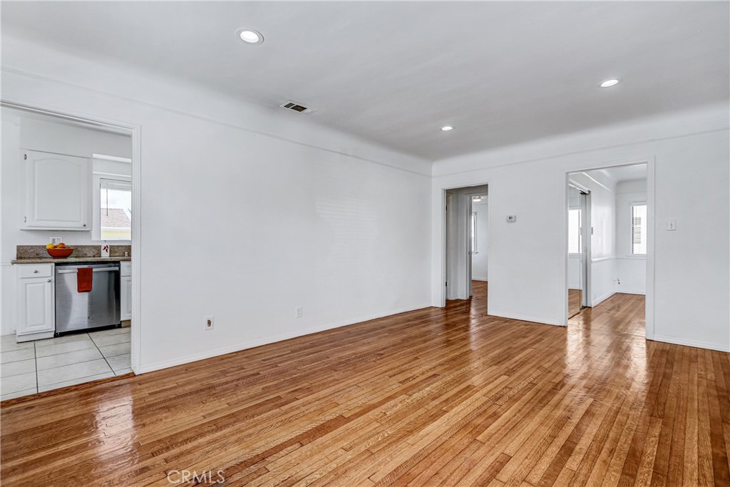 2602 W 157th