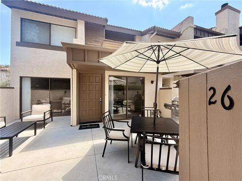 Photo of 5800 Owensmouth Avenue #26, Woodland Hills, CA 91367 (MLS # SR26105112)