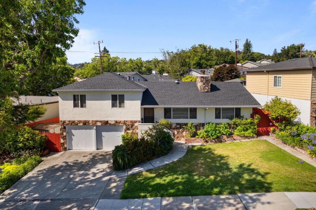 1118 Alameda De Las Pulgas