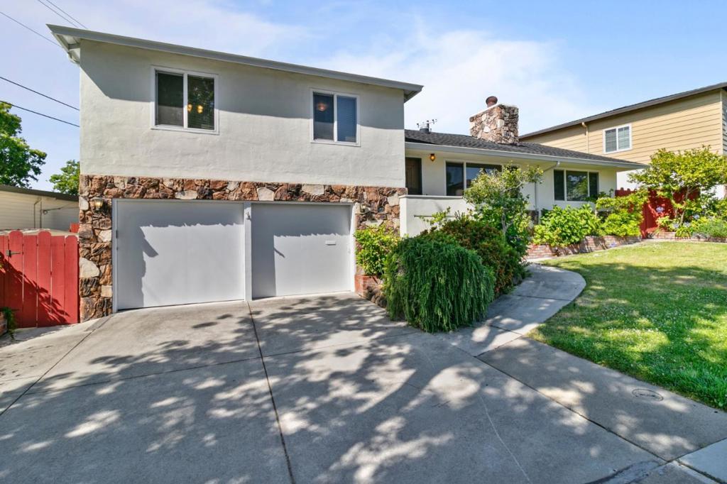 1118 Alameda De Las Pulgas