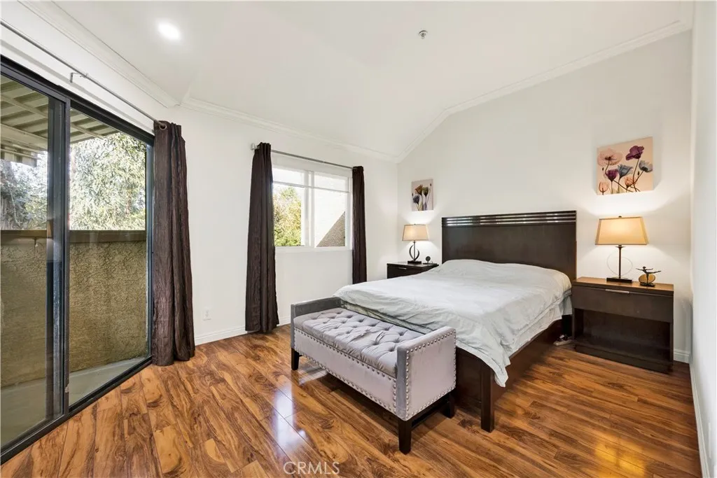 South Pasadena, California 91030, United States, 3 Bedrooms Bedrooms, ,3 BathroomsBathrooms,Residential,Active,228352