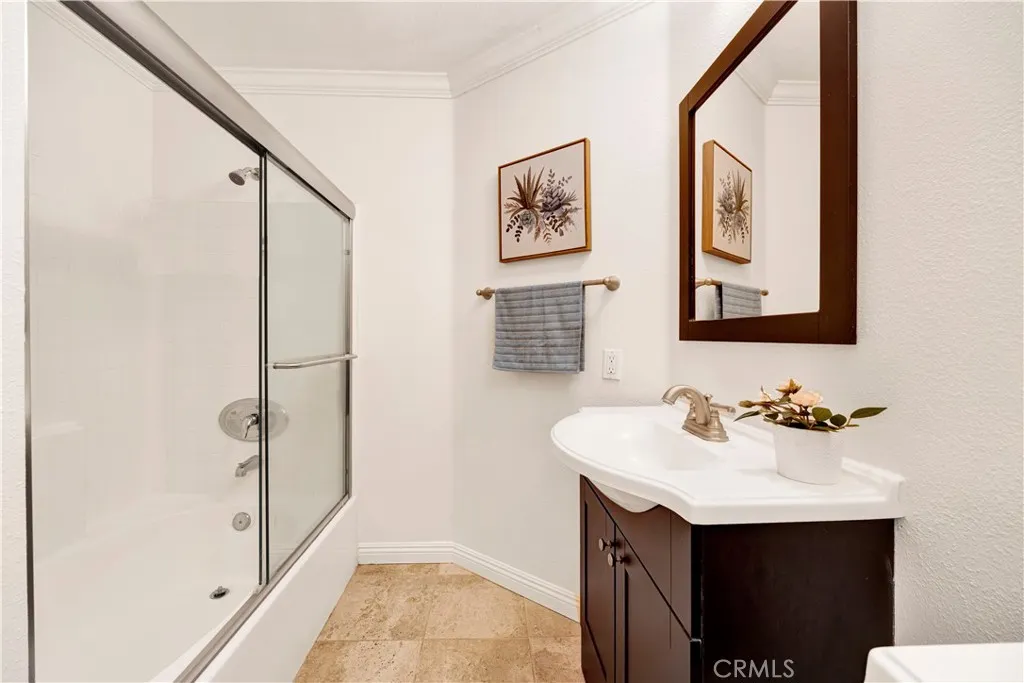 South Pasadena, California 91030, United States, 3 Bedrooms Bedrooms, ,3 BathroomsBathrooms,Residential,Active,228352