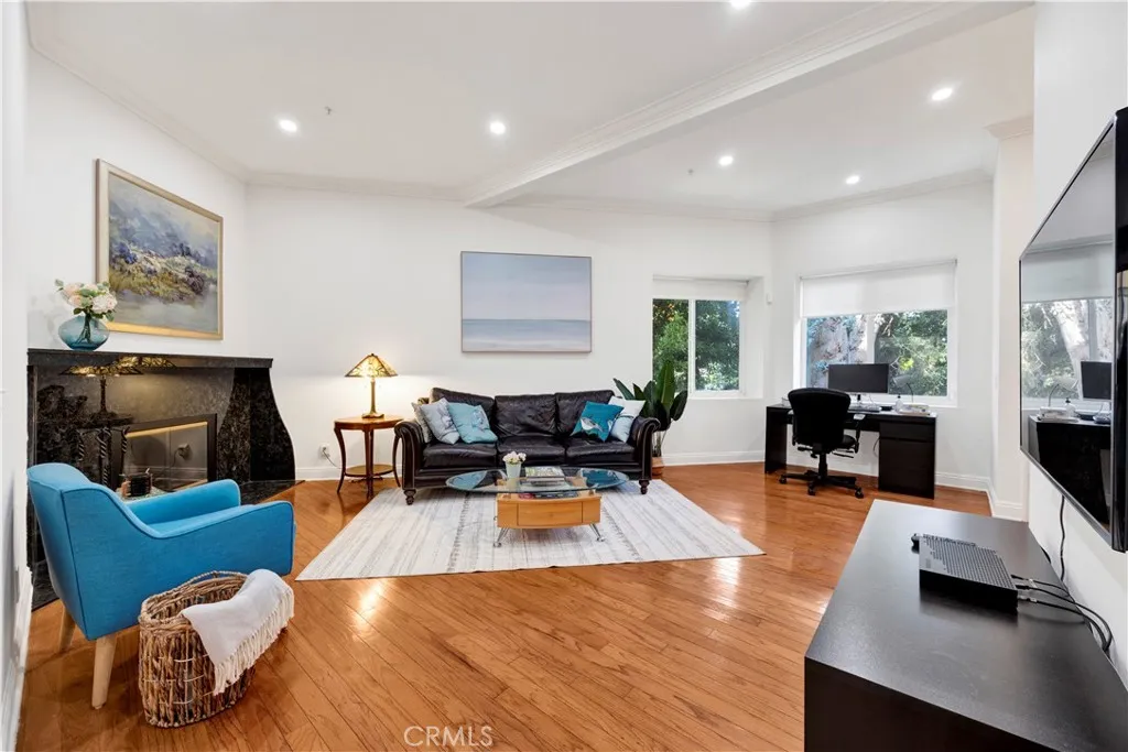 South Pasadena, California 91030, United States, 3 Bedrooms Bedrooms, ,3 BathroomsBathrooms,Residential,Active,228352