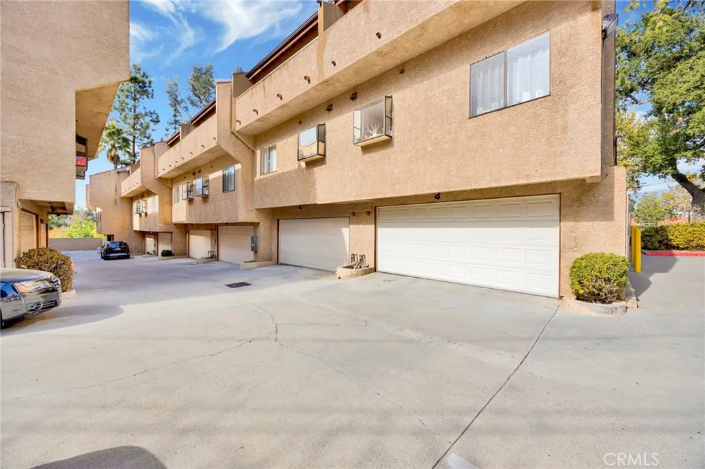 South Pasadena, California 91030, United States, 3 Bedrooms Bedrooms, ,3 BathroomsBathrooms,Residential,Active,228352