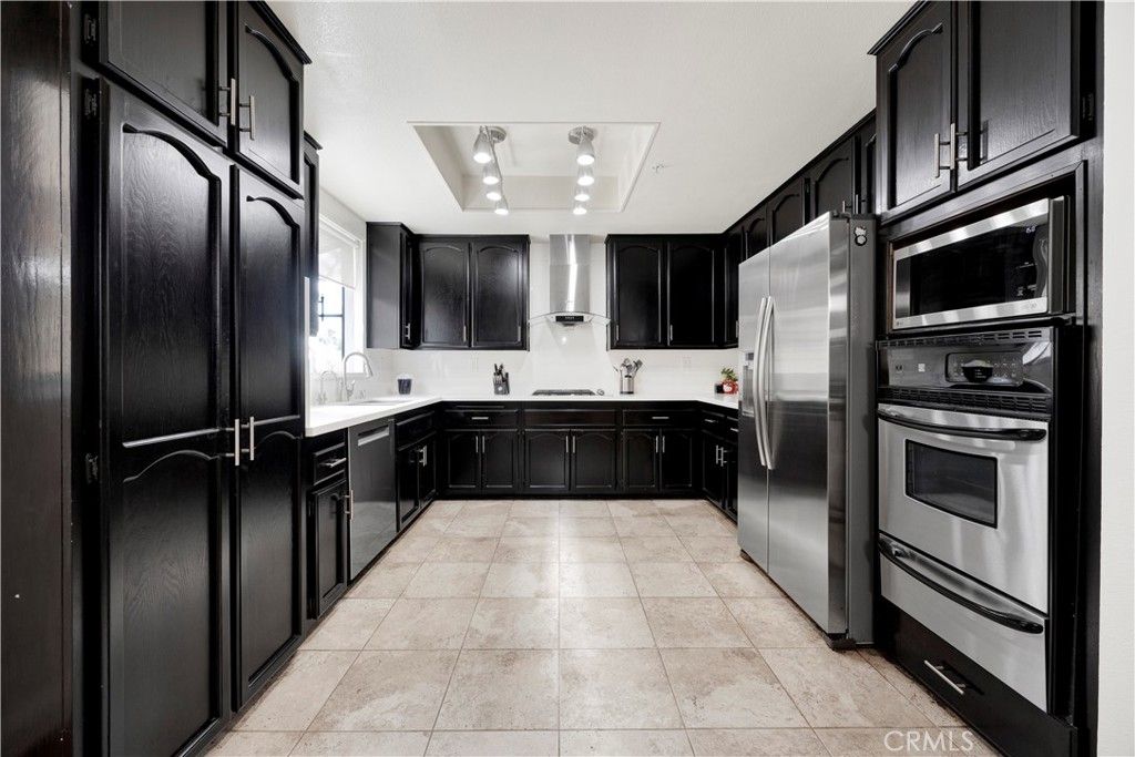 Photo of 1035 Arroyo Verde Road #G, South Pasadena, CA 91030 (MLS # SR25239771)
