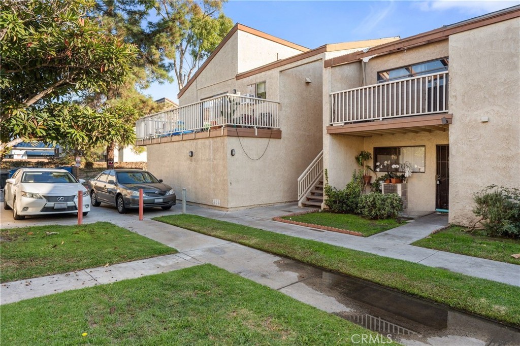 13022 13022 Casa Linda Lane