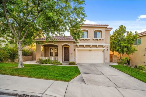 Photo of 28521 Meadow Heights Court, Canyon Country, CA 91387 (MLS # SR25196166)