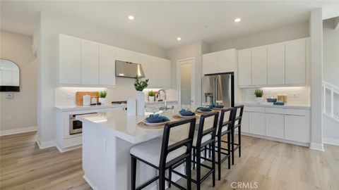 66 Dudley Irvine CA 92618