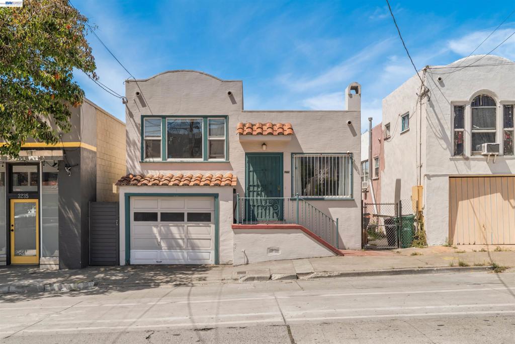 3229 Macarthur Blvd Blvd, Oakland CA 94602