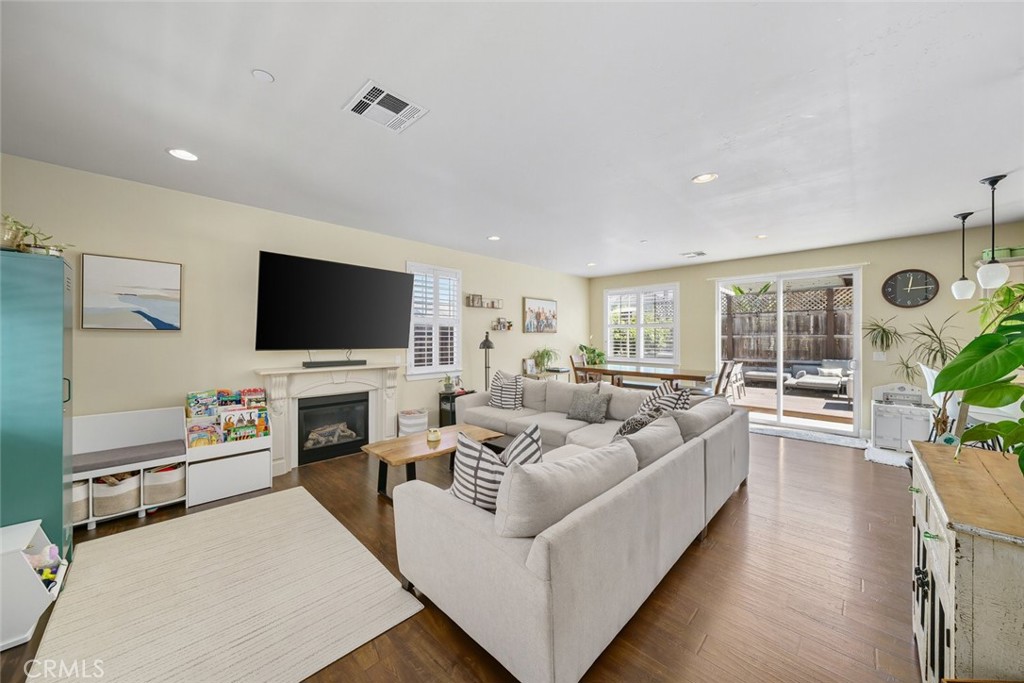 PROPERTIES 1555 Nabal Court