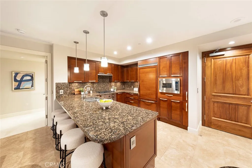 Irvine, California 92612, United States, 2 Bedrooms Bedrooms, ,2 BathroomsBathrooms,Residential,Active,209739