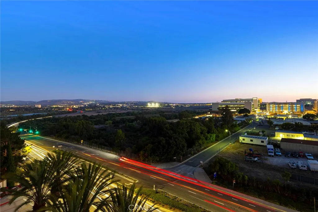 Irvine, California 92612, United States, 2 Bedrooms Bedrooms, ,2 BathroomsBathrooms,Residential,Active,209739